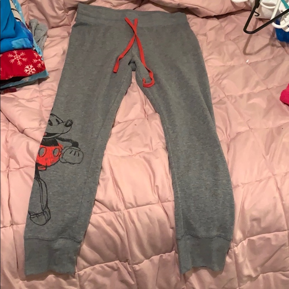 how’d cute comfy joggers